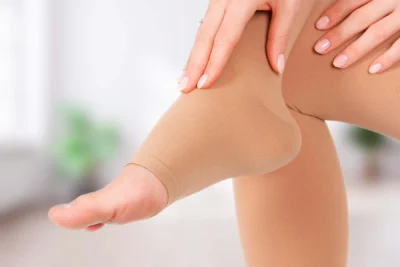 راهنمایی کامل برای جلوگیری از مشکلات پوستی با جوراب